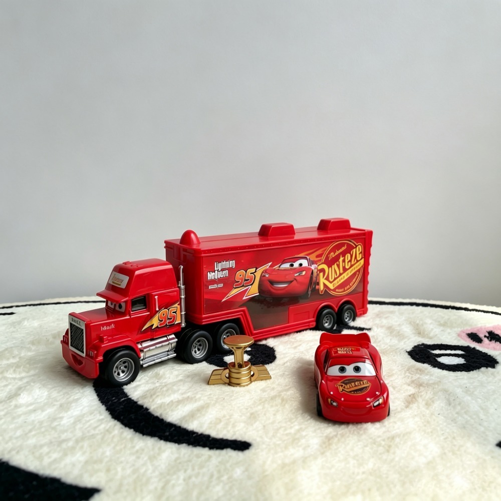 Car Accessories Useful - โมเดลรถหล่อโลหะอัลลอยด์ขนาด 1:55, ของเล่นรถแข่งจำลองขนาดเล็ก, ของเล่นรถโลหะสะสมสำหรับเด็กผู้ชายเป็นของขวัญ