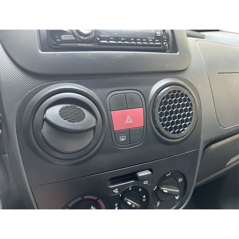 ตะแกรงระบายอากาศรถยนต์ 1 ชิ้น  - Car Accessories Useful บทวิจารณ์และราคา